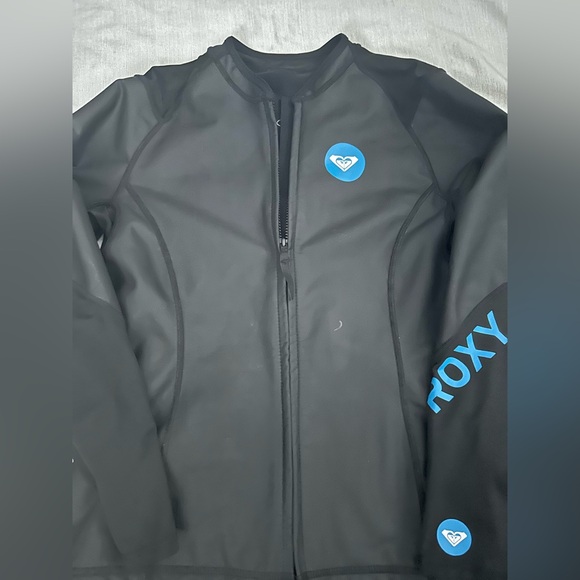 Roxy Black Jacket with Blue Accents - Picture 3 of 6